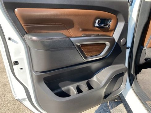 Used 2016 Nissan Titan Platinum Reserve image 20
