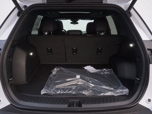 New 2026 Chevrolet Equinox RS w/ Convenience Package III image 29