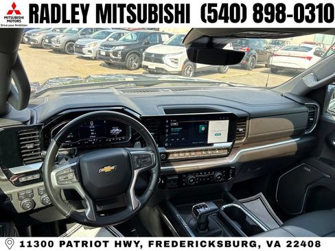 Used 2023 Chevrolet Silverado 1500 LTZ AWD/4WD image 22