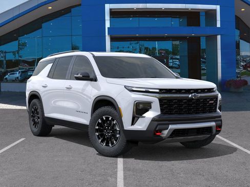 New 2026 Chevrolet Traverse Z71 w/ Enhanced Driving Package AWD/4WD image 31