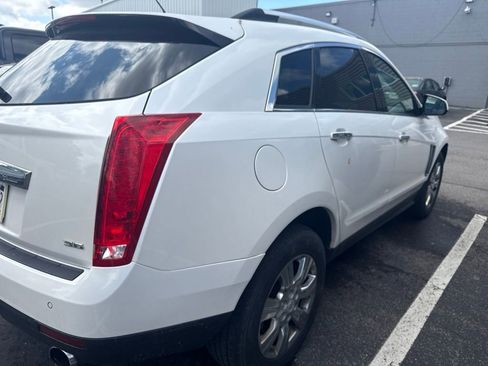 Used 2015 Cadillac SRX Luxury w/ Driver Awareness Package AWD/4WD image 5