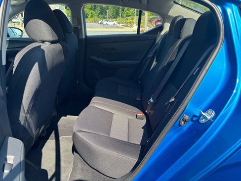 Used 2025 Nissan Sentra SV FWD image 23