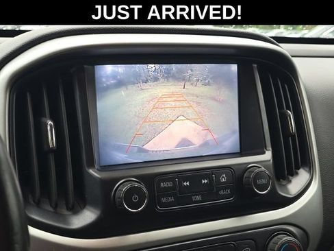Used 2016 Chevrolet Colorado LT w/ LT Convenience Package RWD image 19