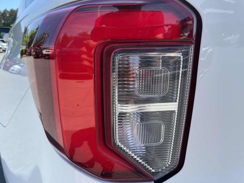 Used 2023 Ford Explorer ST-Line w/ Class IV Trailer Tow Package RWD image 14
