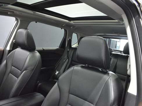 Certified 2023 Nissan Rogue SL w/ SL Premium Package AWD/4WD image 16