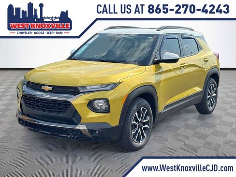 Used 2023 Chevrolet TrailBlazer ACTIV w/ Sun and Liftgate Package AWD/4WD image 1