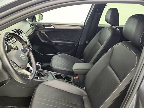 Used 2023 Volkswagen Tiguan SE R-Line FWD image 18