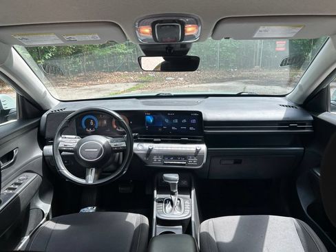 Used 2024 Hyundai Kona SEL FWD image 27