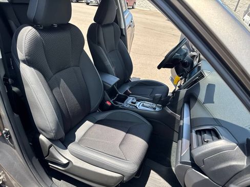 Used 2020 Subaru Forester Premium AWD/4WD image 13