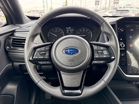 Used 2025 Subaru Forester Premium image 20