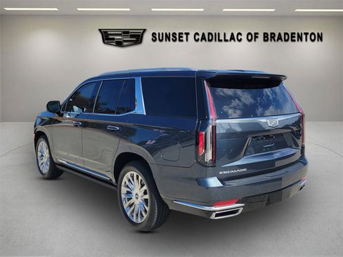 Used 2021 Cadillac Escalade Premium Luxury w/ Driver Assist Tech Package image 6