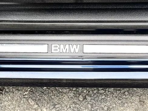 Used 2011 BMW 128i Convertible RWD image 31