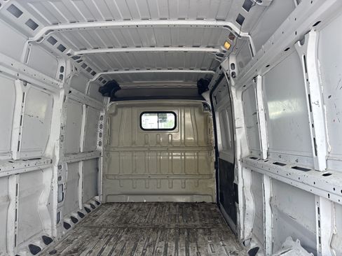 Used 2021 RAM ProMaster 2500 FWD image 7