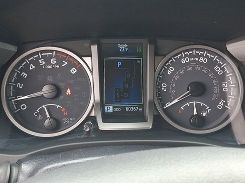 Used 2022 Toyota Tacoma SR5 w/ Technology Package RWD image 25