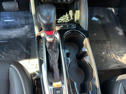 Used 2021 Chevrolet TrailBlazer RS w/ Sun and Liftgate Package image 24