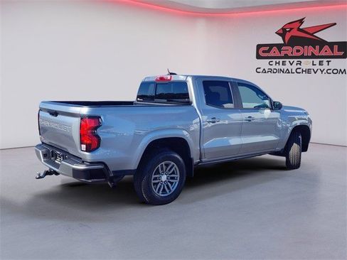 Used 2024 Chevrolet Colorado LT w/ LT Convenience Package II image 3