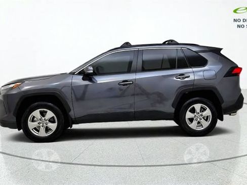 Used 2023 Toyota RAV4 XLE w/ Convenience Package FWD image 5