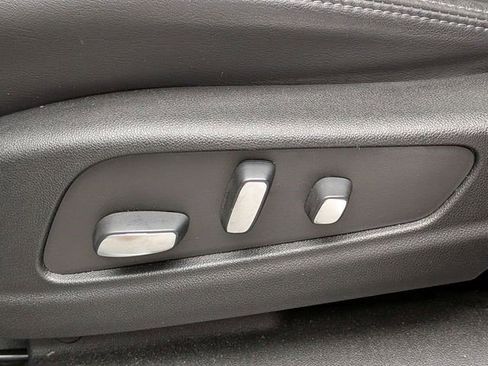Certified 2024 Cadillac XT6 Premium Luxury w/ LPO, Floor Liner Package AWD/4WD image 22