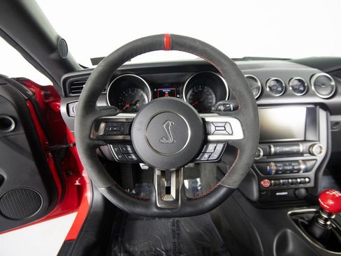 Used 2017 Ford Mustang Shelby GT350R RWD image 16