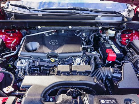 Certified 2019 Toyota RAV4 XLE image 33