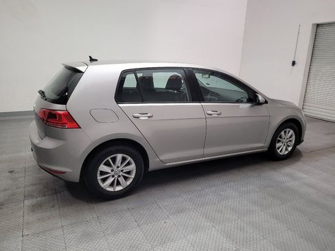 Used 2015 Volkswagen Golf 4-Door FWD image 10