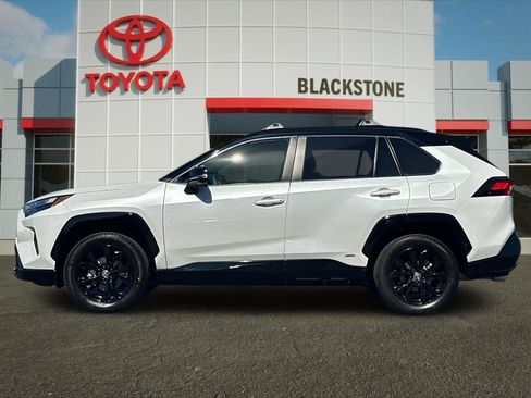Certified 2023 Toyota RAV4 XSE AWD/4WD image 6