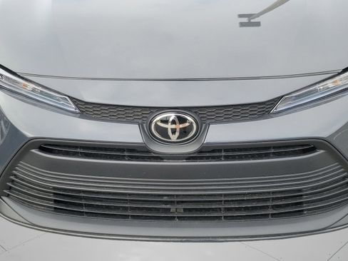 Used 2025 Toyota Corolla LE w/ Convenience Package image 26