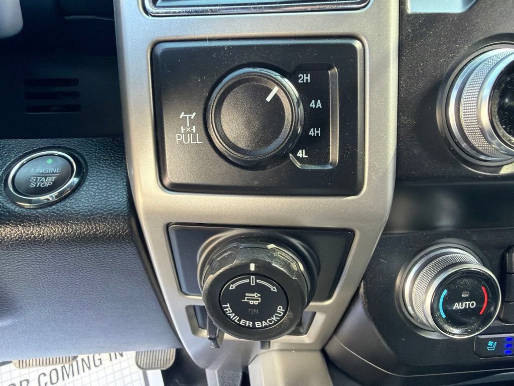 Used 2019 Ford F150 Lariat w/ Equipment Group 502A Luxury AWD/4WD image 31