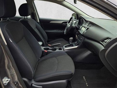 Used 2019 Nissan Sentra S image 18