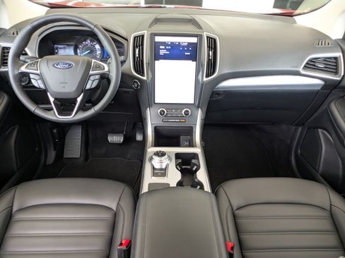 Used 2022 Ford Edge SEL w/ Convenience Package AWD/4WD image 16