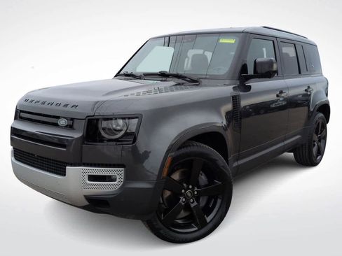 Used 2022 Land Rover Defender 110 SE image 1