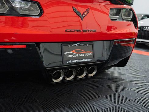 Used 2016 Chevrolet Corvette Z06 w/ 3LZ Preferred Equipment Group RWD image 9