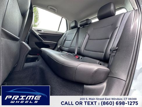 Used 2015 Volkswagen Golf SE w/ Lighting Package FWD image 12