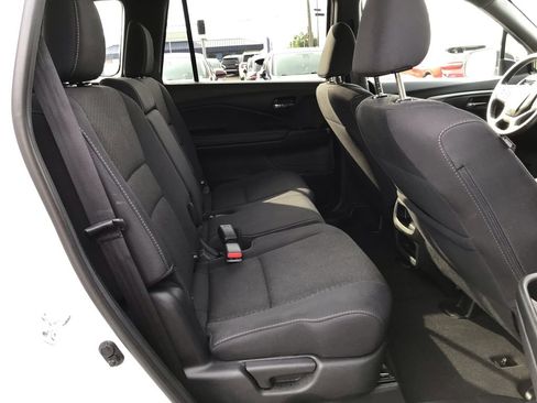 Used 2021 Honda Passport Sport image 15