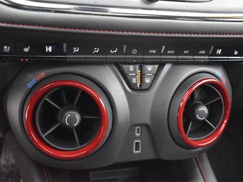 Certified 2023 Chevrolet Blazer RS w/ Driver Confidence II Package image 32