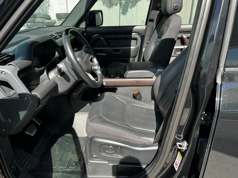 Used 2021 Land Rover Defender 110 X AWD/4WD image 17