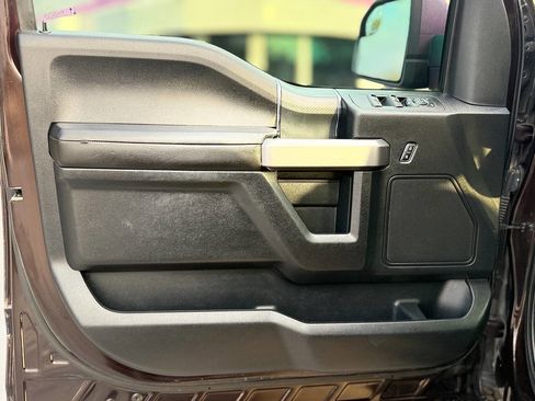 Used 2019 Ford F150 XLT w/ Equipment Group 302A Luxury image 16