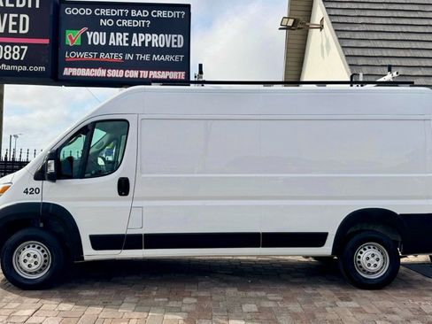 Used 2024 RAM ProMaster 2500 w/ Convenience Group image 7