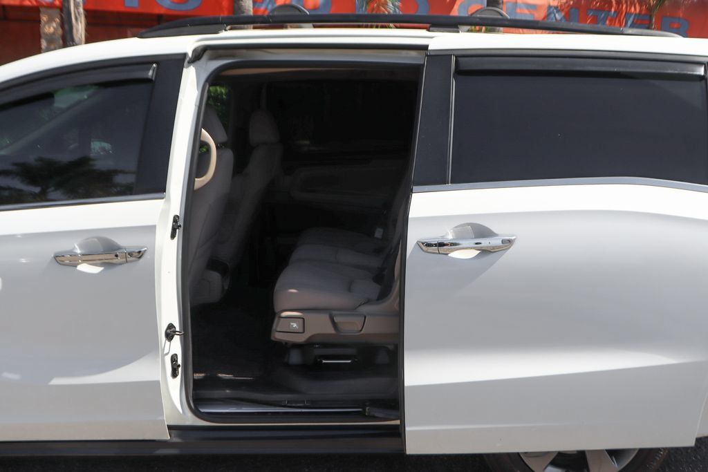Used 2021 Honda Odyssey EX image 33
