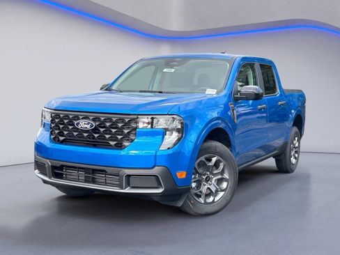 New 2026 Ford Maverick XLT w/ XLT Luxury Package image 2