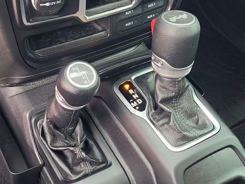 Used 2021 Jeep Wrangler Unlimited Sport image 16