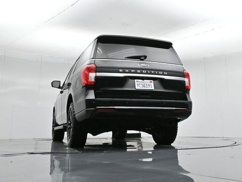 Used 2022 Ford Expedition XLT image 53