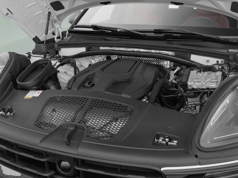 Used 2023 Porsche Macan AWD/4WD image 15