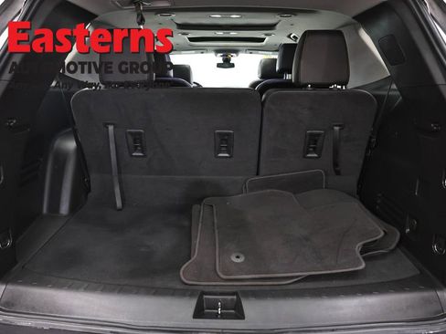 Used 2021 Chevrolet Traverse RS AWD/4WD image 9