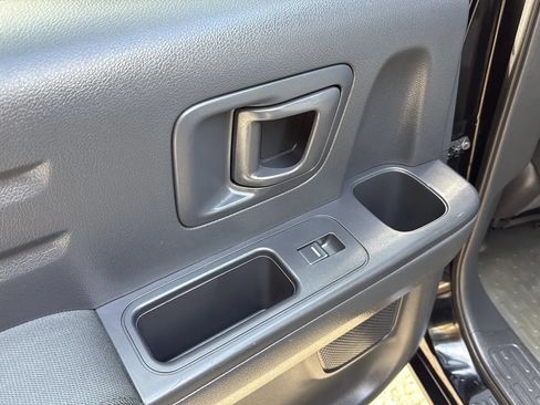 Used 2013 Honda Ridgeline Sport image 16