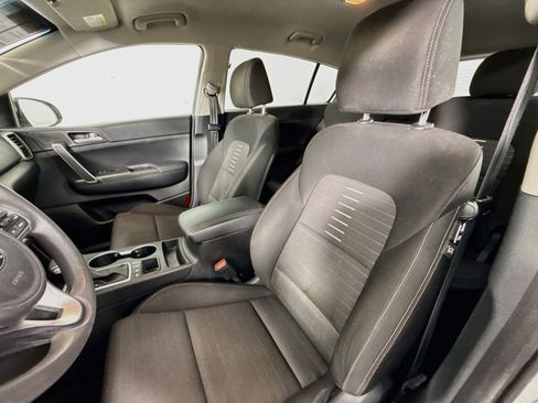 Used 2019 Kia Sportage LX w/ LX Popular Package AWD/4WD image 11