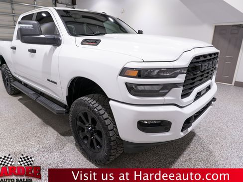 Used 2025 RAM 2500 Big Horn AWD/4WD image 6