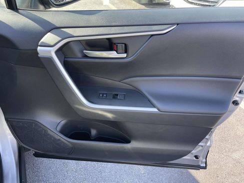 Used 2025 Toyota RAV4 XLE Premium image 47