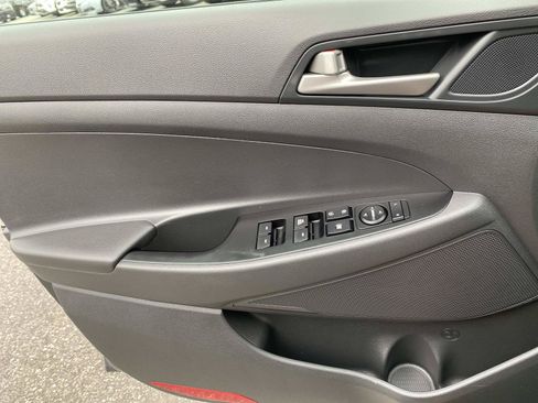 Used 2018 Hyundai Tucson SE AWD/4WD image 20