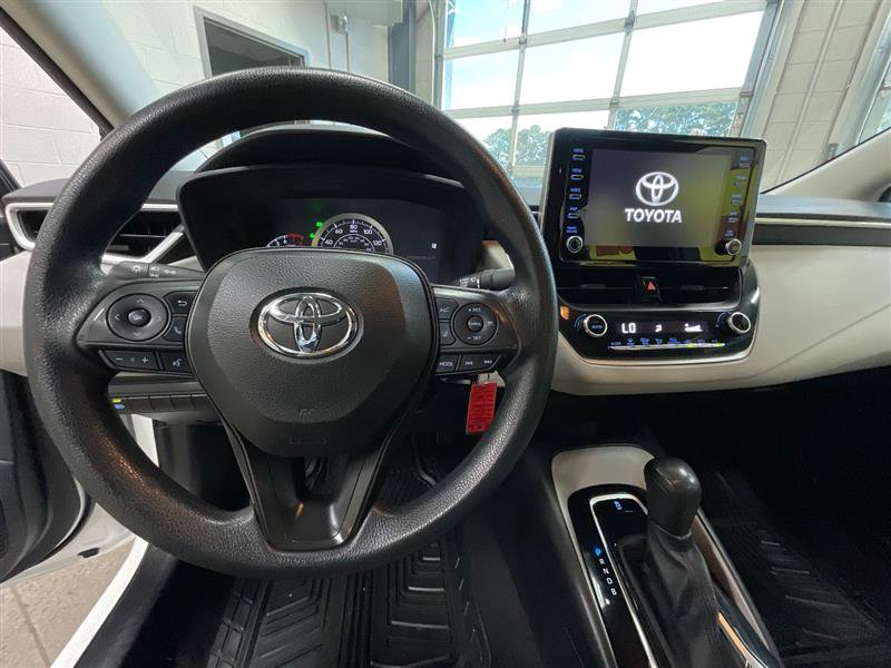 Used 2020 Toyota Corolla LE FWD image 15